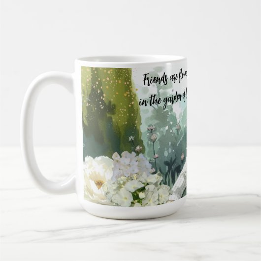 花園で働く女性との友情メッセージ コーヒーマグカップ (左)