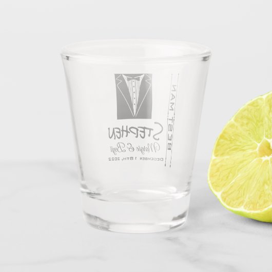 花婿介添人パーソナライズされた結婚式パーティーのショットグラス ショットグラス (裏面)