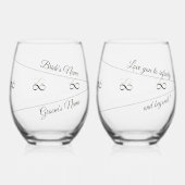 花嫁と新郎、"無限と超えてあなたを愛する" ステムなしワイングラス (正面)