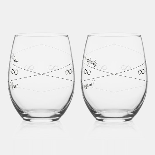 花嫁と新郎、"無限と超えてあなたを愛する" ステムなしワイングラス (左)