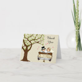 花嫁と花婿が車で結婚式の感謝を伝えるカード サンキューカード