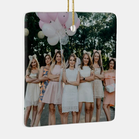 花嫁と花嫁の友人たちの写真 ウェディングデーの記念品 セラミックオーナメント (右)