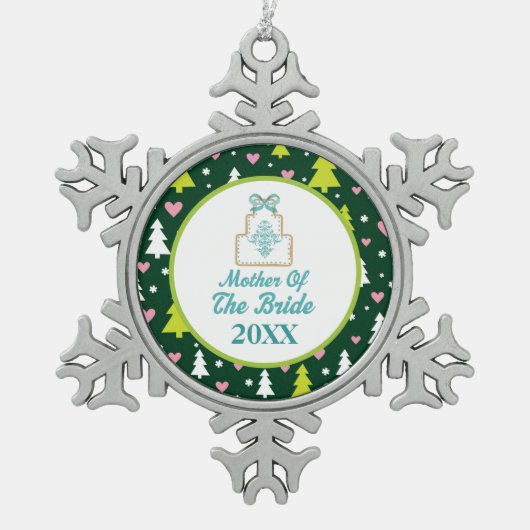 花嫁のクリスマスの結婚祝いの母 スノーフレークピューターオーナメント (正面)