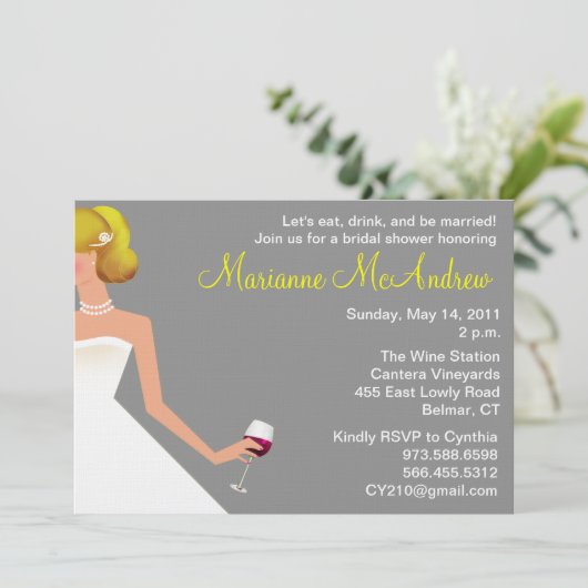 花嫁のワインの招待の銀のブロンドの女性の真珠 招待状 (スタンド正面)