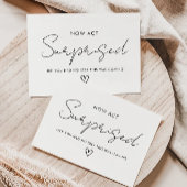 花嫁の付き添い婦人の提案は今や驚いた。 招待状