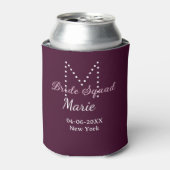 花嫁の仲間 名前 モノグラム ドット ブライズメイド Mauve 缶クーラー (缶正面)