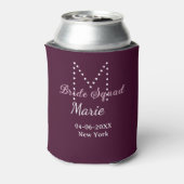 花嫁の仲間 名前 モノグラム ドット ブライズメイド Mauve 缶クーラー (缶裏面)