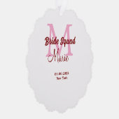 花嫁の仲間 名前 モノグラム ブライズメイド ピンク 日付 オーナメントカード (右)