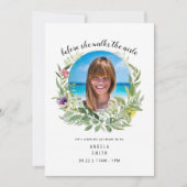花嫁の写真が歩く前に彼女はブライダルシャワーインビタ 招待状 (正面)