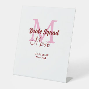 花嫁の分隊の名前モノグラム花嫁メイドピンクの日付 台座サイン
