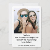 花嫁の友人または花嫁の主な介添え人　面白い写真でのお願い 招待状 (裏面)