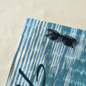 花嫁の抽象的な湖面の反射 ビーチタオル (インサイチュ)