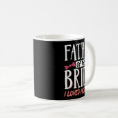 花嫁の父が最初に彼女を愛した コーヒーマグカップ (正面右)