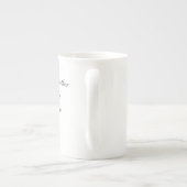 花嫁の祖母　陶器マグカップ ボーンチャイナマグカップ (裏面)