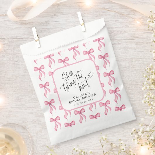 花嫁の結婚前お披露目パーティー フェイバーバッグ (クリップ留めされた状態)