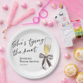 花嫁の結婚式準備を祝おう | ブラックボウのウェディングシャワーパーティー ペーパープレート (パーティー)