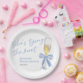 花嫁の結婚式準備を祝おう | ブルーボウのウェディングシャワーパーティー ペーパープレート (パーティー)