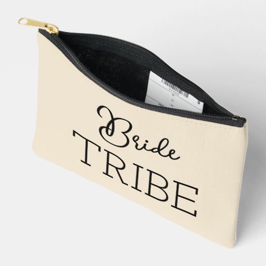 花嫁の部族のバチェロレッテは花嫁のメイドを好む アクセサリーポーチ (見開き)