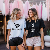 花嫁またはダイロックスタースケルトンバチェロレッテ Tシャツ