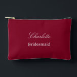 花嫁エレガント式バーガンディーアクセサリーポーチ アクセサリーポーチ<br><div class="desc">Bridesmaid Burgundy Accessories Pouch，ご注文の前にエレガント、オンラインのパーソナライズテンプレートを使用して、Bridesmaidの名前をパーソナライズしてください。パーソナル化テンプレートは、カートに追加する前に関連するデザインを適宜変更することにより、メイド・オブ・オーナー（花嫁付き添い人）などの他のゲストロール用に文字をパーソナライズするために容易に使用され結婚る。どのもし文字のフォントサイズも変更したい場合は、ご注文の前に「デザインツールを使って編集クリック」を「更に」に変更してカスタマイズ下さい。</div>