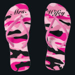 花嫁ジェーンGI軍隊カモフラージピンクパーティー ビーチサンダル<br><div class="desc">おもしろいを次のパーティーに持って、あなたのGIジェーンのビーチサンダルを衣服する！この例では、新しい花嫁に最適な好みのパーソナライズ方法、パーティー兵士の名前を追加する方法、または単に追加する方法を確認で離れきま空白のす。一致するトートバッグを探し、GI Joeコレクションのすべての部分の外観と他のおもしろいアイディアを完了する。</div>