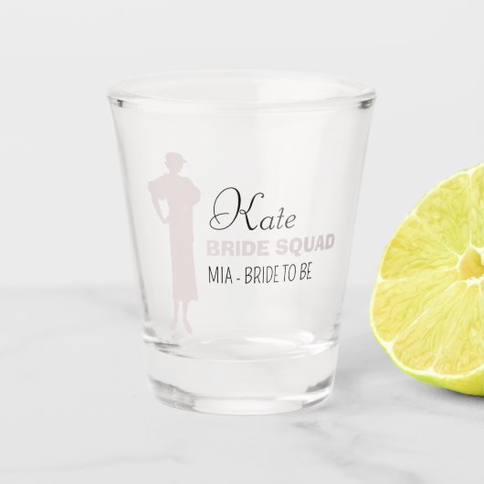 花嫁チーム |ホットピンクのバチェロレッテ花嫁付き商店 ショットグラス (正面)