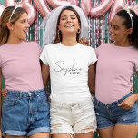 花嫁パーソナライズされた Tシャツ<br><div class="desc">Zazzleの花嫁パーソナライズされた品コレクションへようこそ!ここでは、花嫁の道ユニーク路を作り祝、カスタマイズ可能なアイテムを専門に扱う。あなたはあなたの夢を計画する結婚か、完璧なブライダルシャワーの贈り物を探すかにかかわらず、私たちはカバーしてい得る。</div>
