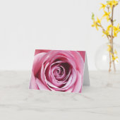 花嫁ピンクのバラの芽詳細 カード (黄色い花)