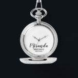 花嫁モダンの仕パーソナライズされた組み 腕時計<br><div class="desc">花嫁の贈り物で個人的結婚なtouchをパーソナライズされた追加する。このデザインパーソナライズされたは、白い背景に黒い結婚sans serifフォントスタイルでタイトルと日付を付けモダンた黒のスクリプトフォントスタイルでbridesmaidの名モダン前を特徴とする。また、メイド・オブ・オーナー（花嫁付き添い人）、花嫁の母のためにも最適。</div>