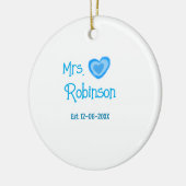 花嫁候補のミセス ○○さん 日付 青いハートの水彩 セラミックオーナメント (左)