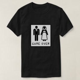 花嫁及び新郎上の婚約したか結婚したなゲーム Tシャツ