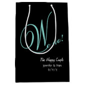 花嫁及びCO幸せなカップル私達はパーティの記念品のバッグをします ミディアムペーパーバッグ (正面)