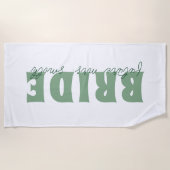 花嫁 フューチャー ミセス カスタムネーム ホワイト&グリーン ビーチタオル (正面)