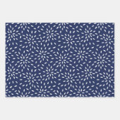 花日本のと渦巻き白と青 ラッピングペーパーシート (正面3)