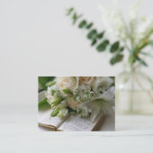 花束が付いている結婚式の名刺 名刺 (スタンド正面)