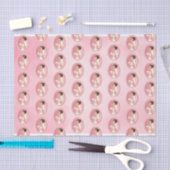 花束を持つ結婚白のドレスを着た花嫁 薄葉紙 (クラフト)