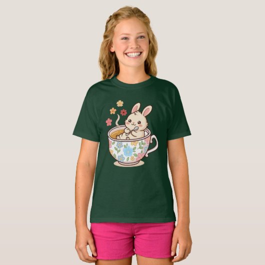 花柄のティーカップと紅茶でリラックスするキュートなウサギ Tシャツ (正面フル)