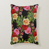 花柄の花バラ赤ピンクイエローグリーン アクセントクッション (正面(垂直))