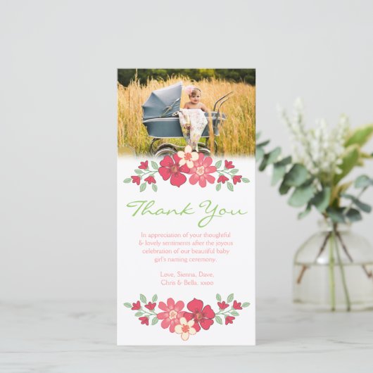 花柄は女の赤ちゃんの写真カードテンプレート感謝していしています サンキューカード (スタンド正面)
