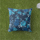 花柄ヴィンテージ青バラ アウトドアクッション (芝生)