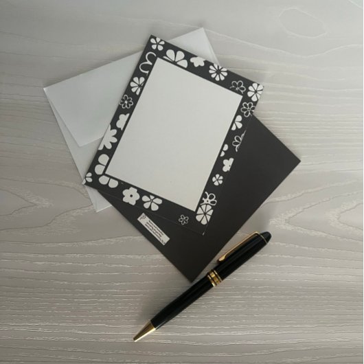 花柄開花と蝶グレー ノートカード