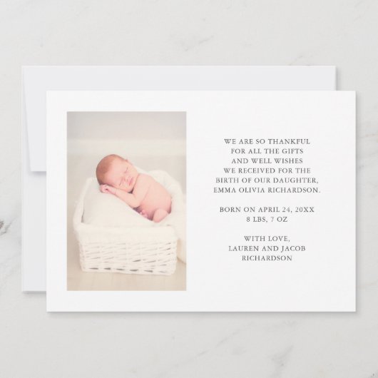 花柄2の写真のベビーの誕生の発表は感謝していしています サンキューカード (裏面)