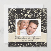 花模様を黒に塗り、写真と共に 招待状 (正面)