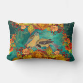 花模様秋シェードと鳥のバックリッチティール（緑がかった色） ランバークッション (正面)