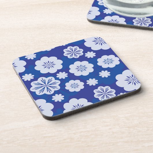 花模様 コースター (左側)