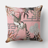 花模様、鳥、赤面ピンク背景アクセント クッション (裏面)