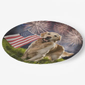 花火と愛国的なゴールデンレトリバー ペーパープレート (アングル)