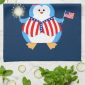 花火を持つ愛国心が強いペンギン キッチンタオル (折り畳み)