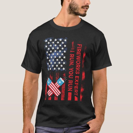 花火走専門者は走おもしろい7月4日  Tシャツ (正面)