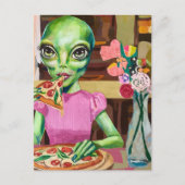 花瓶と食べピンクのピザのエイリアン ポストカード (正面)